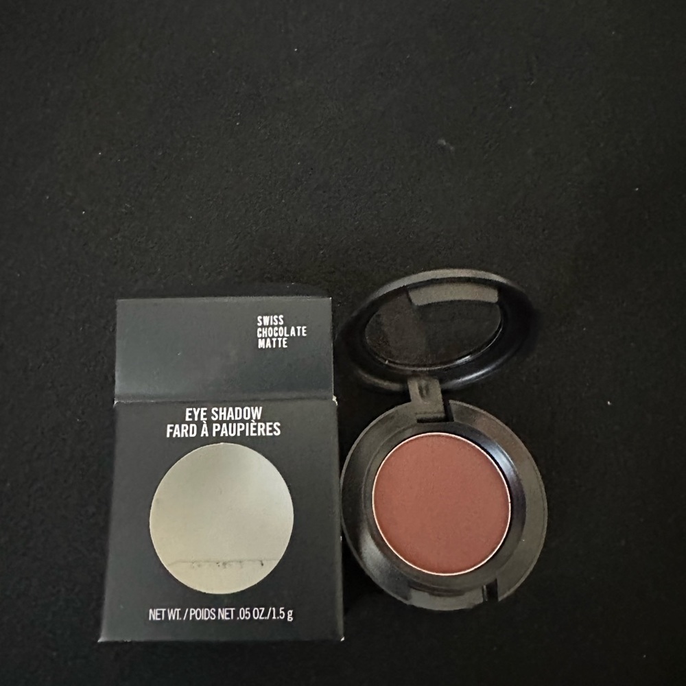 Mac eyeshadow